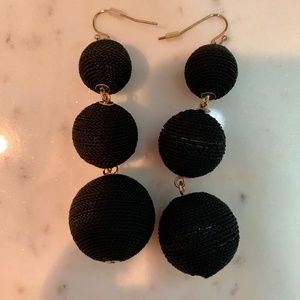 BaubleBar Crispin Drop Earrings - black
